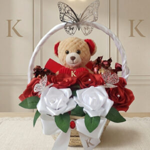 Cesta con peluche